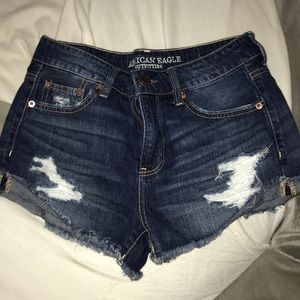 American Eagle tomgirl shorts